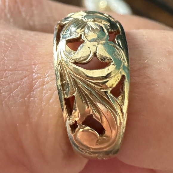 Na Hoku 14k gold ring - Picture 2 of 4
